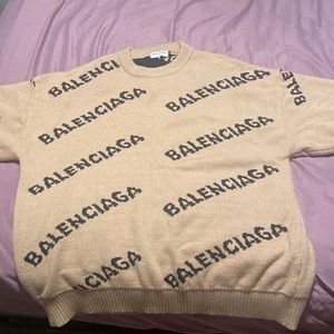 Size small only worn once comes as is nothing wrong with it